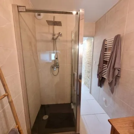 Holiday home Maison A 500m De La A Maisy Grandcamp-Maisy